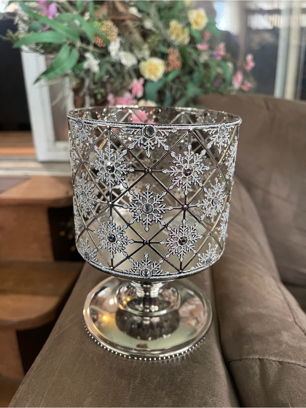 Bath and body works  Snowflake Metal Candle Holder - Home Accents